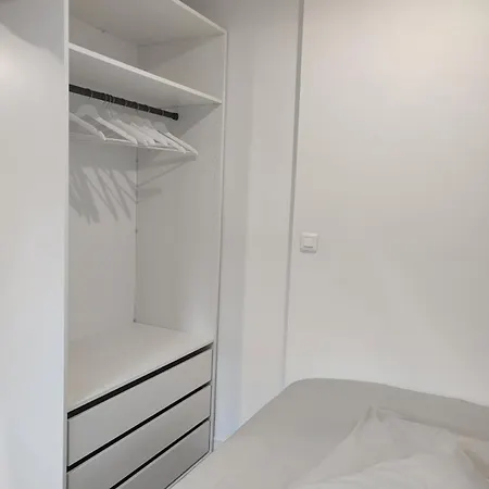 L'azure Apartment